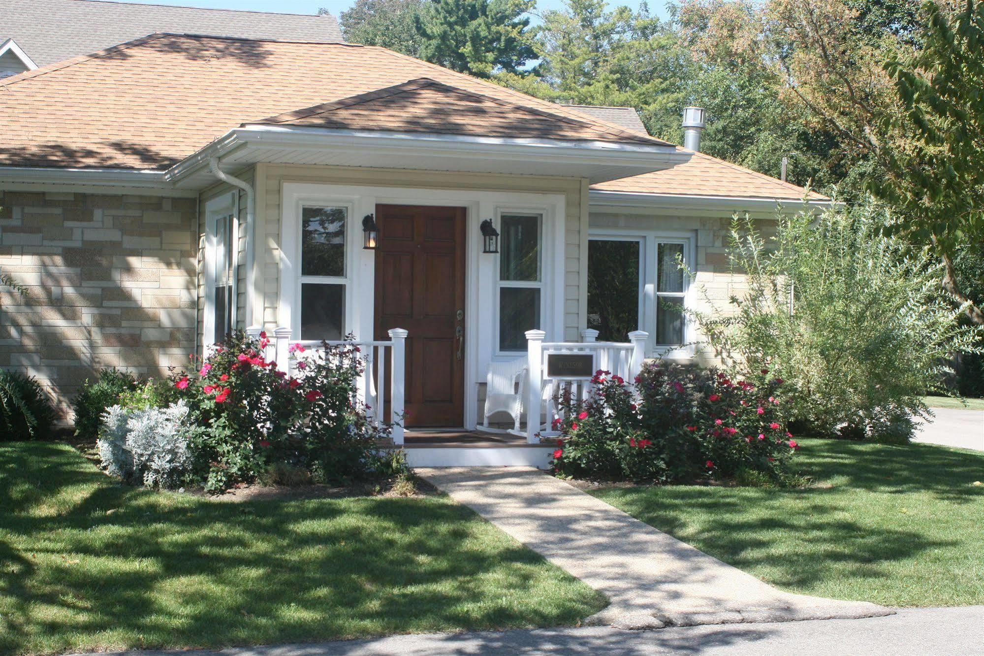 Seven Oaks Bed & Breakfast Lake Geneva Exterior photo