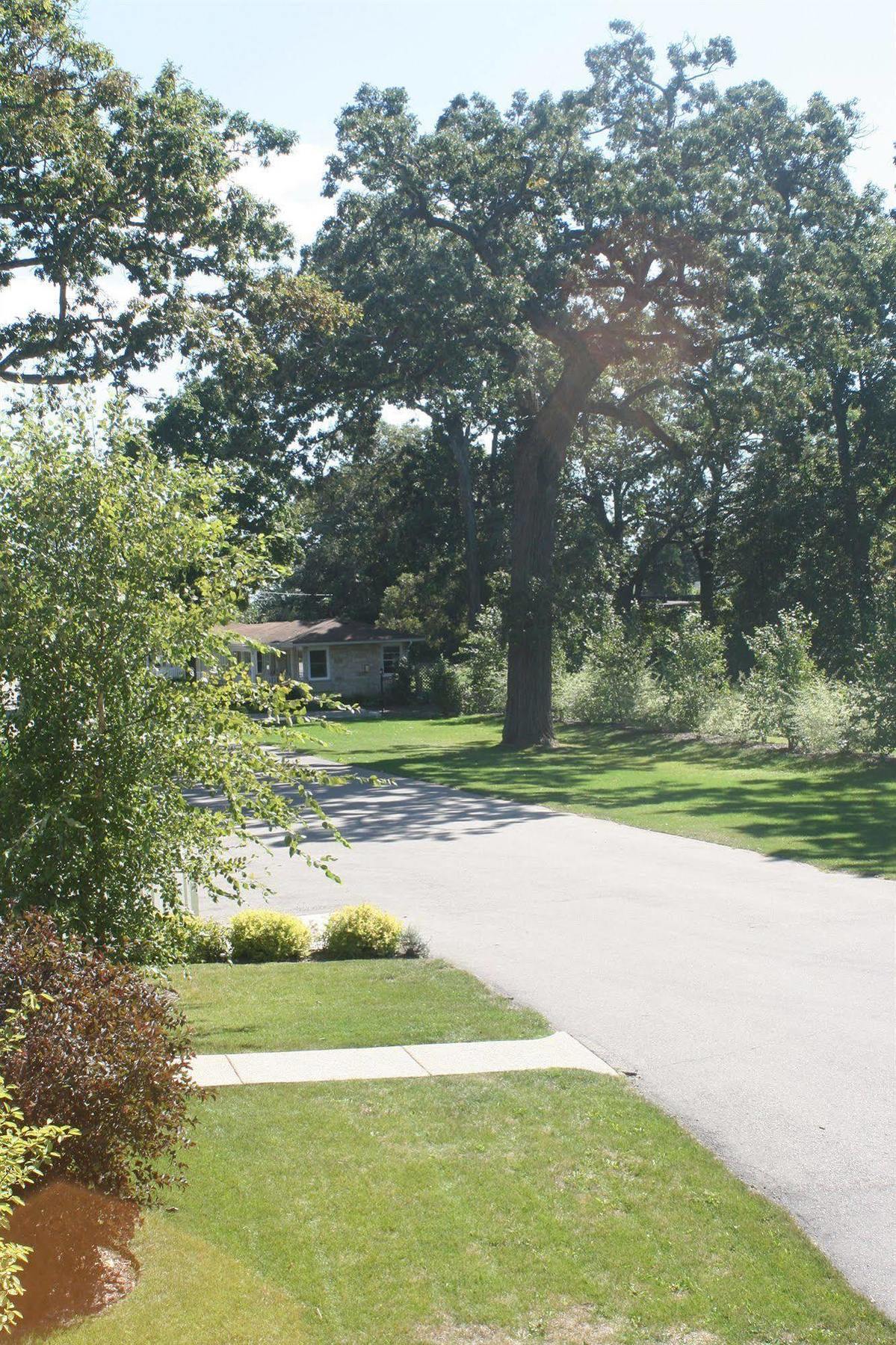 Seven Oaks Bed & Breakfast Lake Geneva Exterior photo