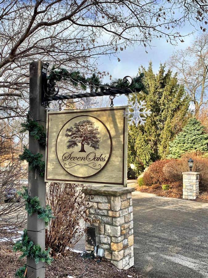 Seven Oaks Bed & Breakfast Lake Geneva Exterior photo